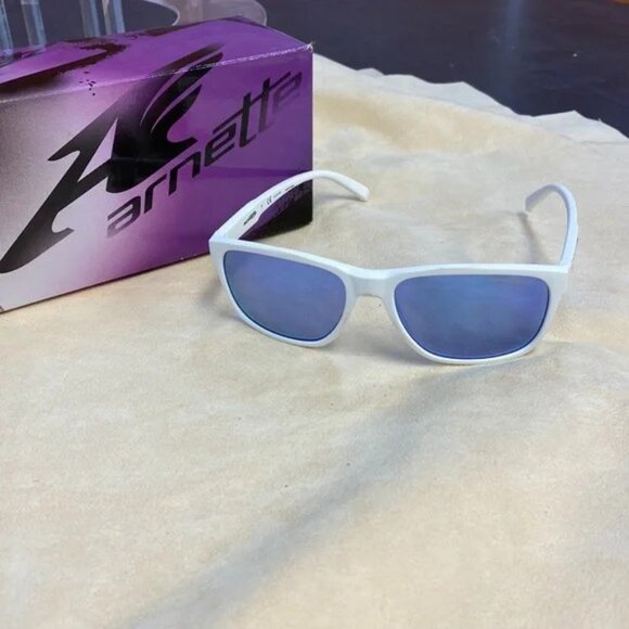 Arnette Men's Urca Polarized White Rectangle Sunglasses - Picture 4 of 6